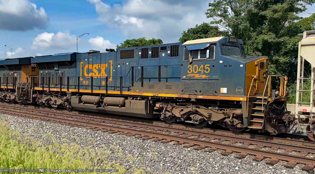 CSX 3045